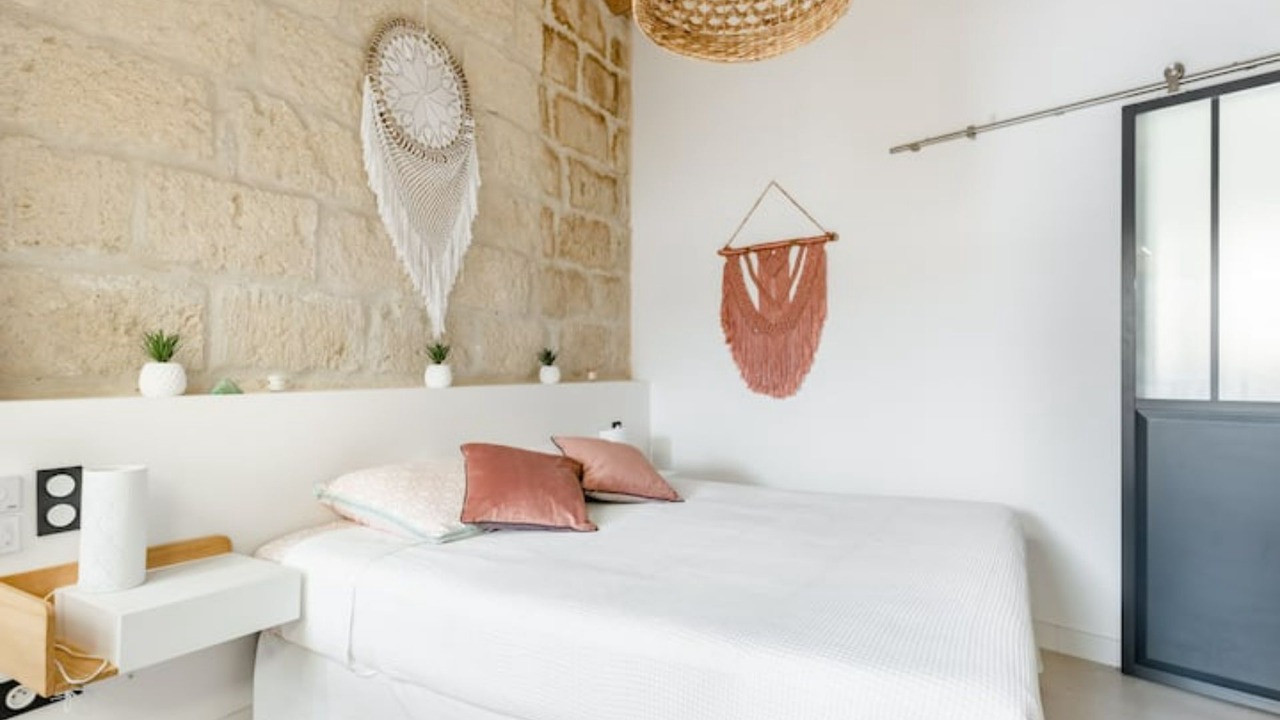 Photo of Bedroom in Saint-Laurent-d'Aigouze
