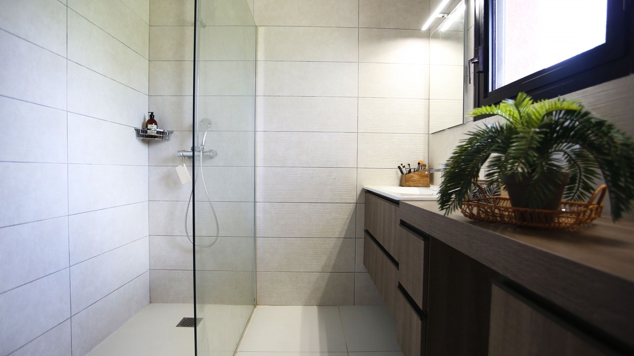 Photo of Bathroom in Flourens