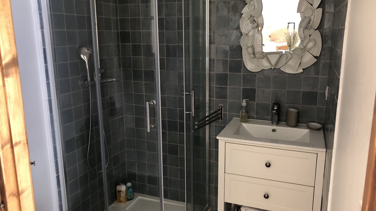 Photo of Bathroom in Pierrerue