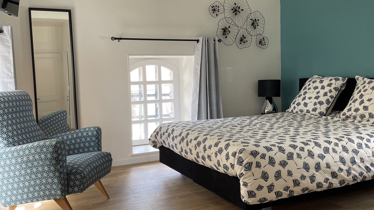 Photo of Bedroom in Sens