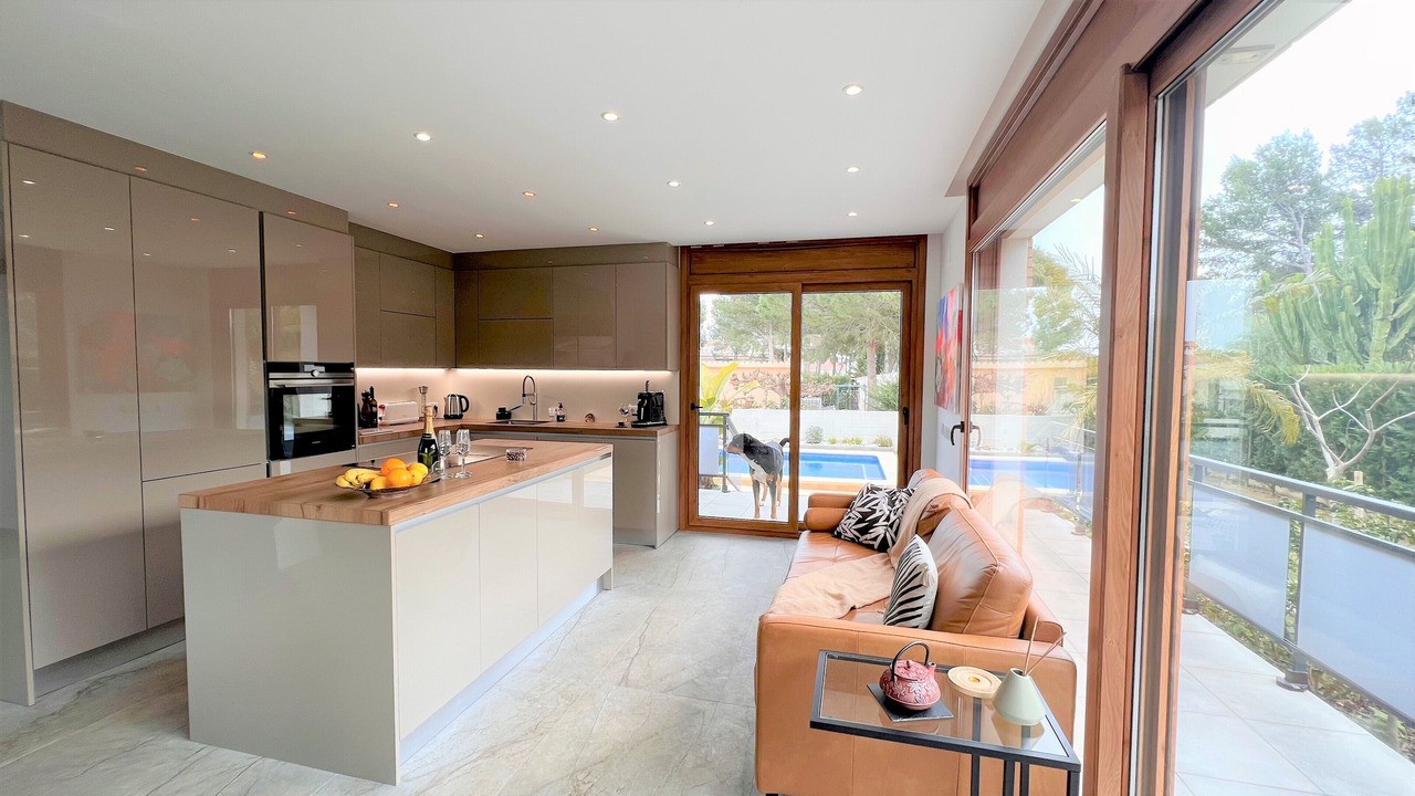 Photo of Livingroom in Les Tres Cales