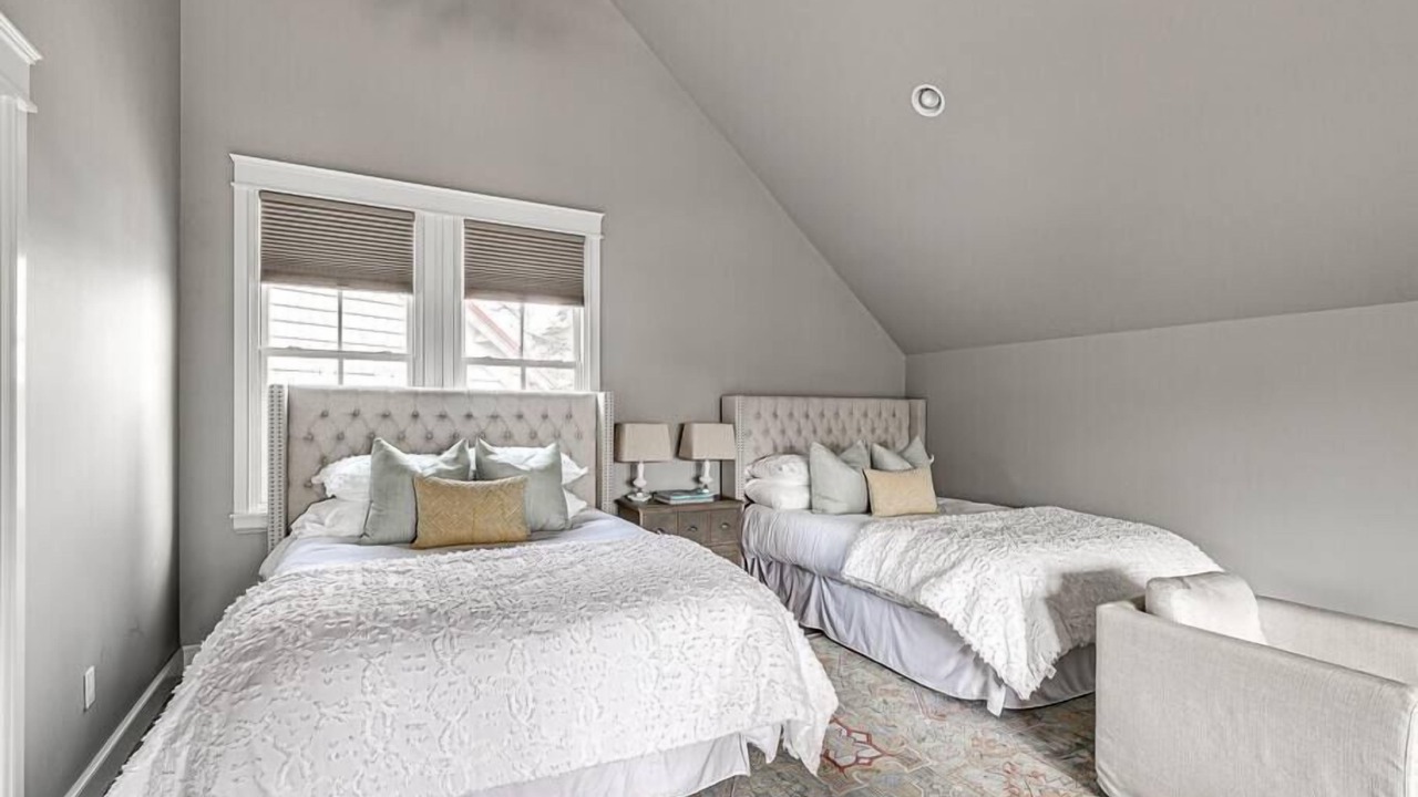 Photo of Bedroom in Carlton Landing