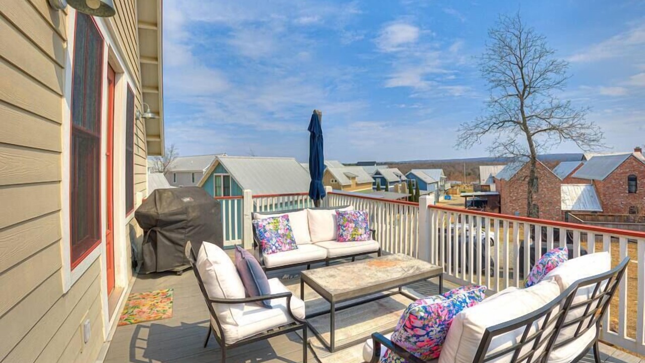 Photo of Patio Balcony in Carlton Landing