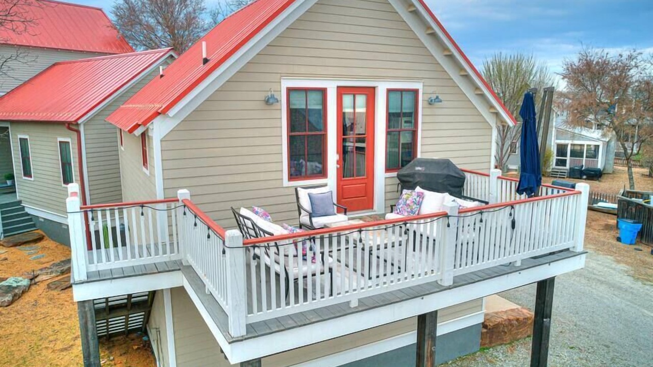 Photo of Patio Balcony in Carlton Landing