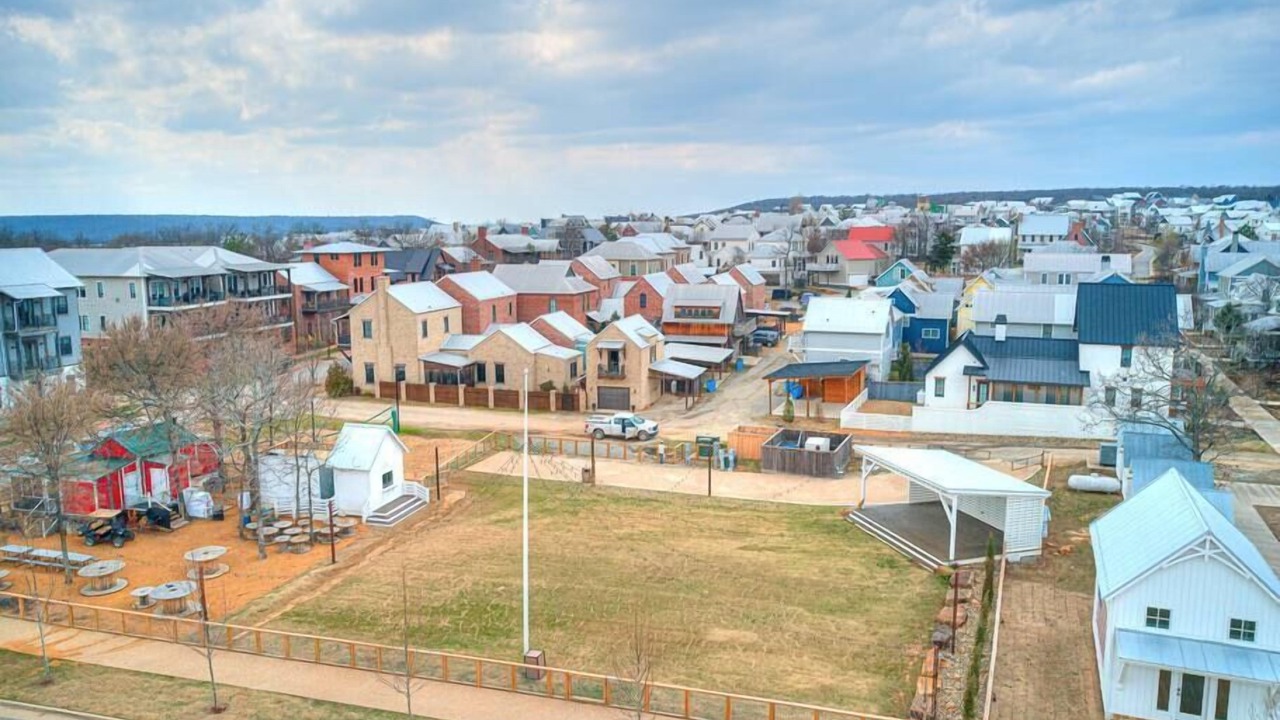 Photo of Outdoor in Carlton Landing