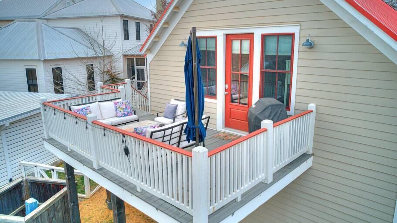Photo of Patio Balcony in Carlton Landing