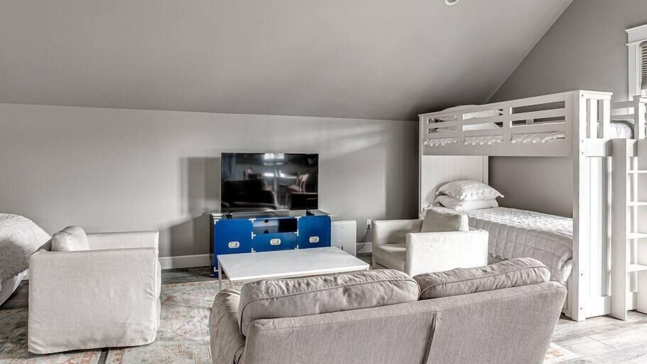 Photo of Bedroom in Carlton Landing
