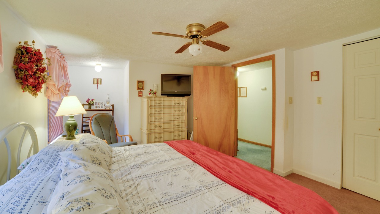 Photo of Bedroom in Almo