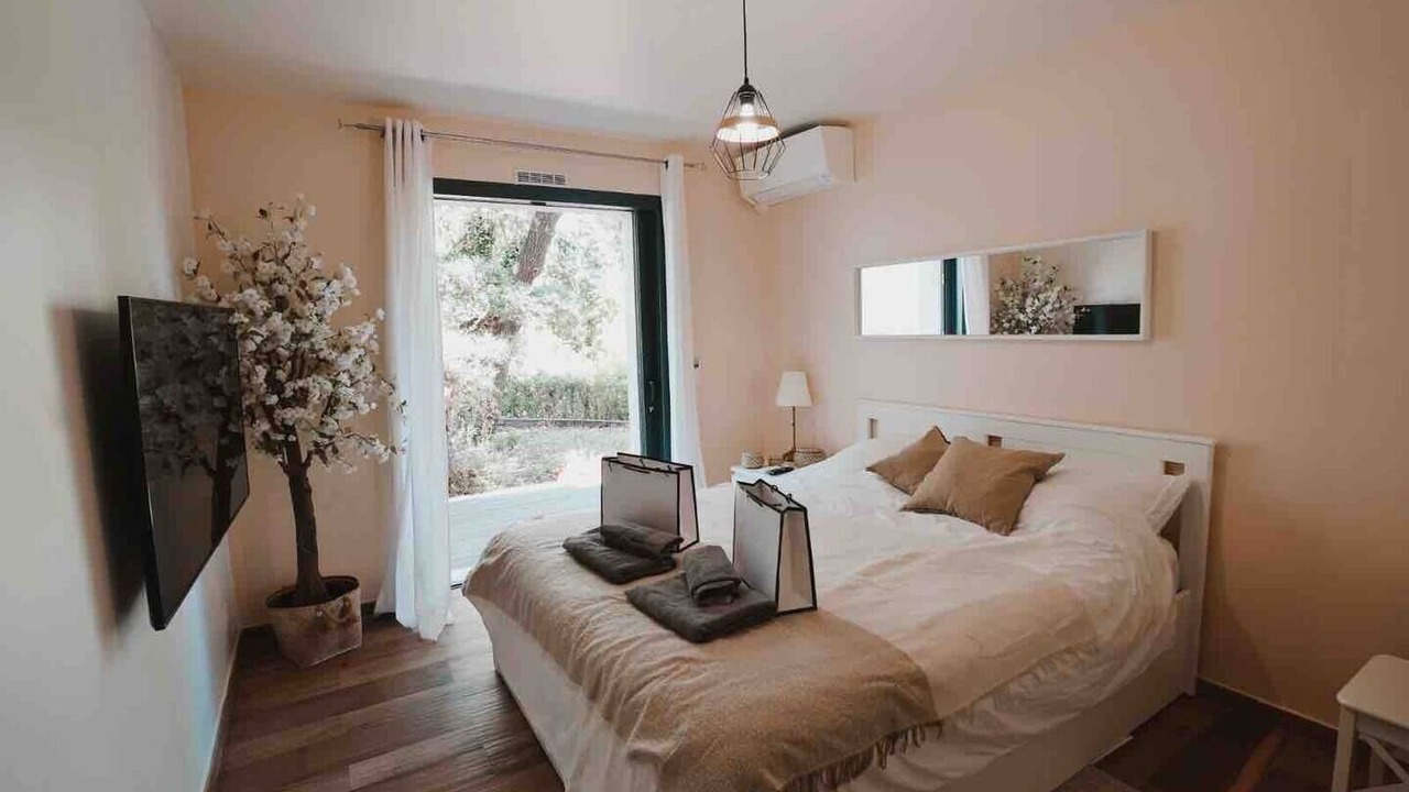 Photo of Others in Les Serres