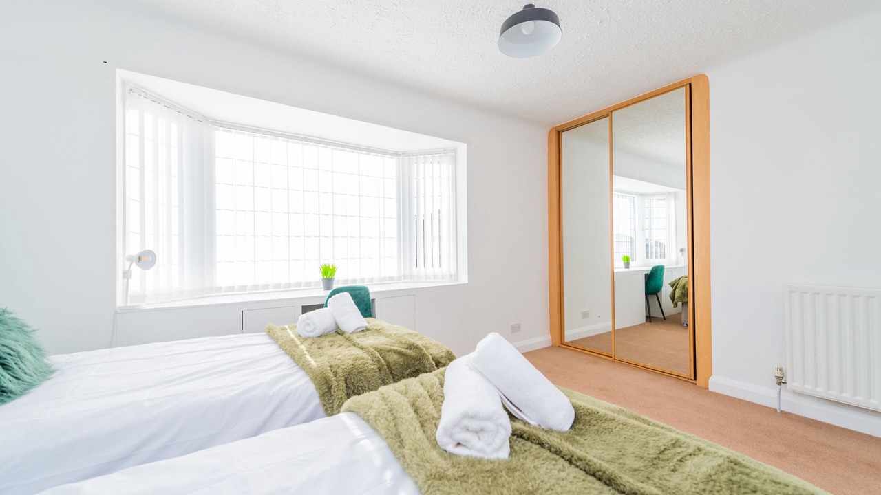 Photo of Others in Heswall