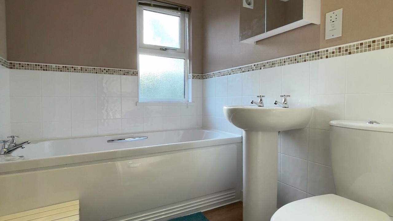 Photo of Bathroom in Molleston