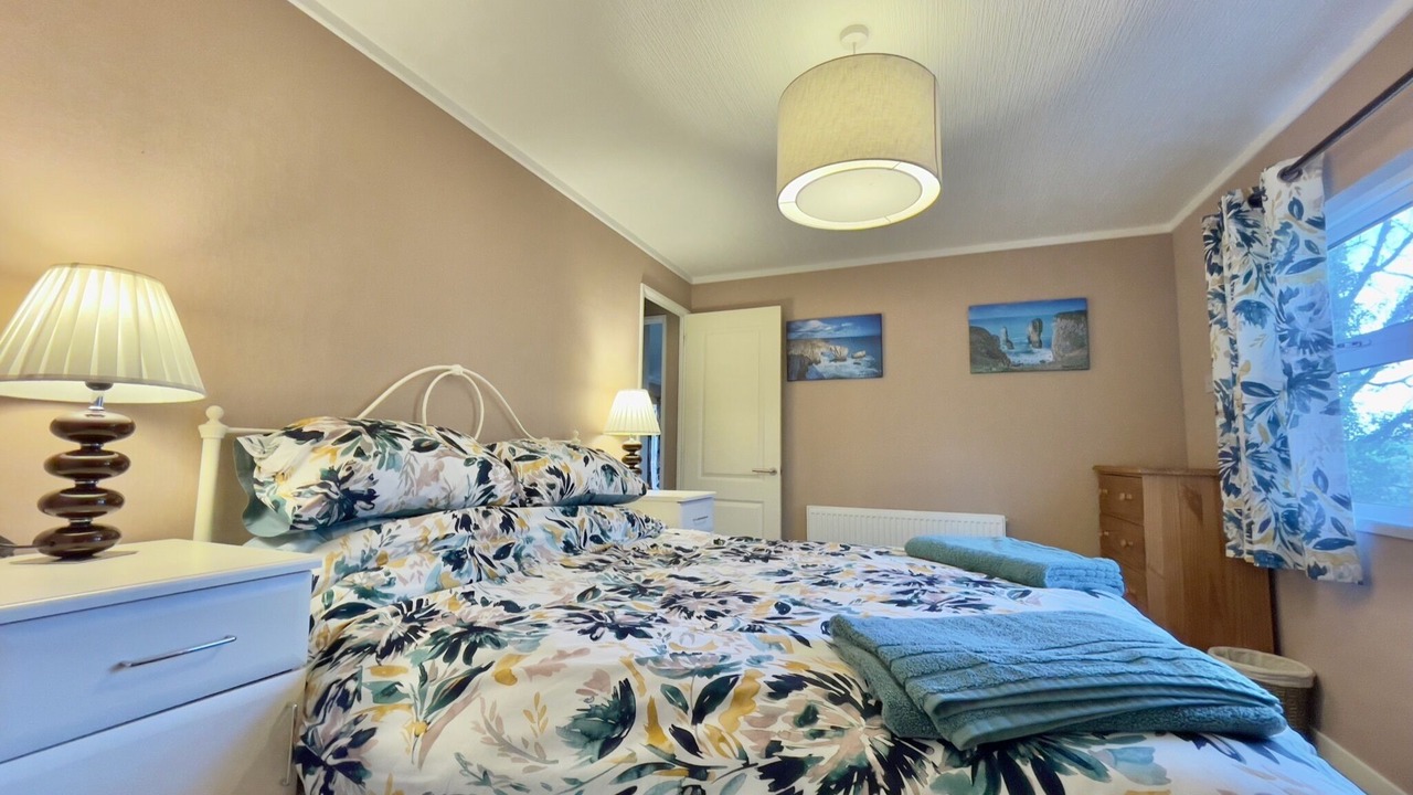 Photo of Others in Molleston