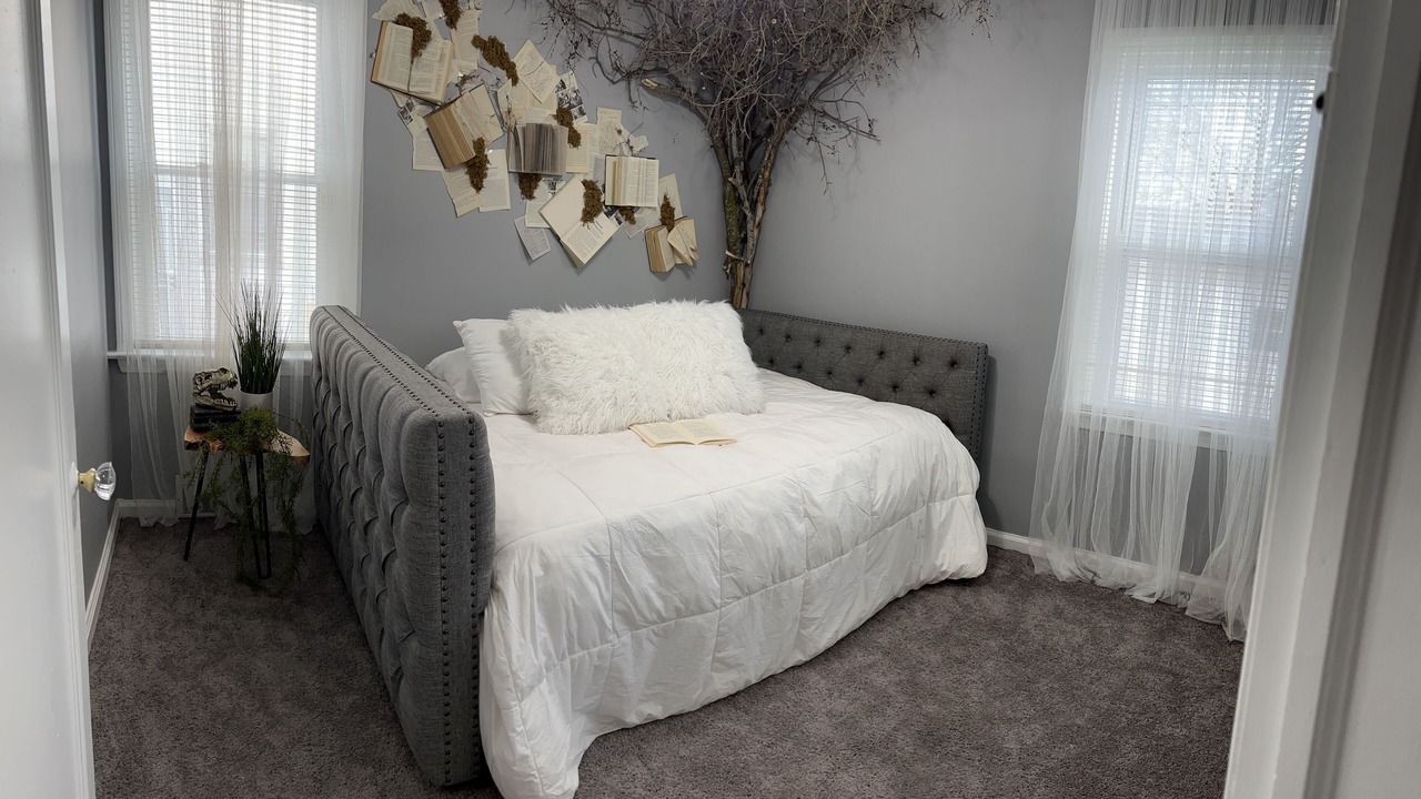 Photo of Bedroom in Eastpointe