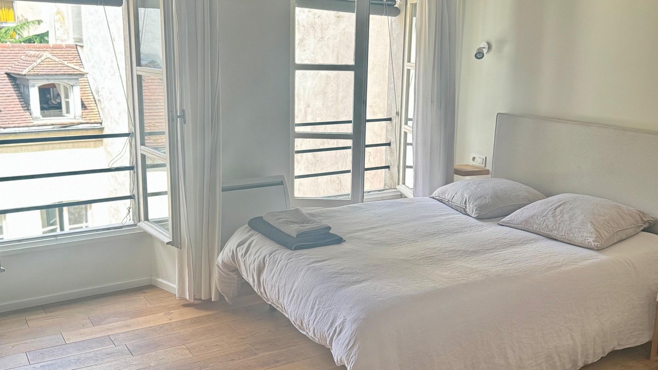Photo of Bedroom in Marais