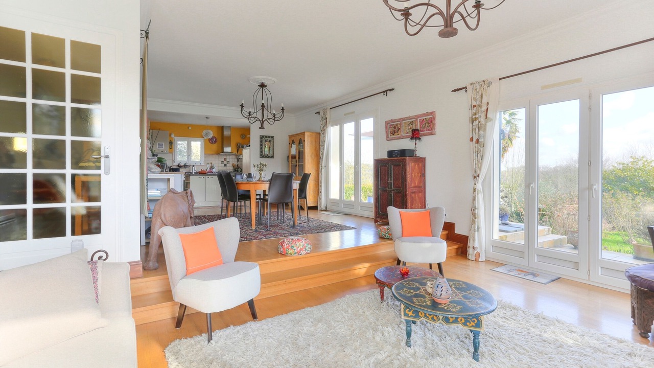 Photo of Livingroom in Lehon