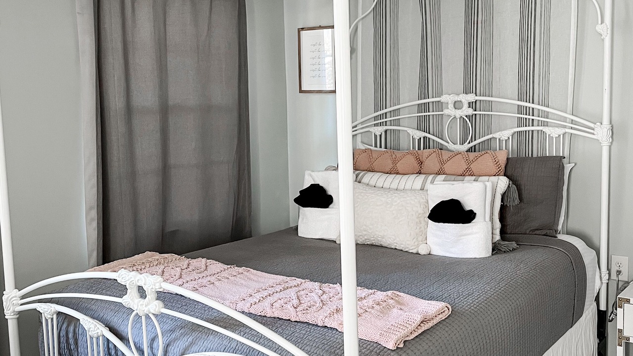 Photo of Bedroom in The Old Commons
