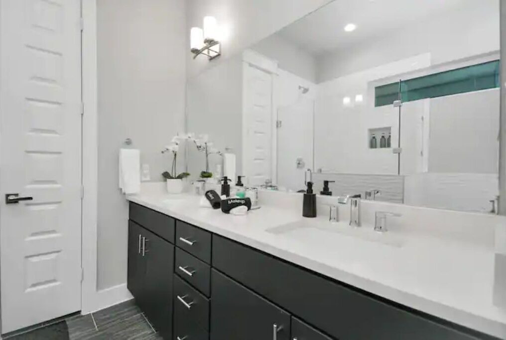 Photo of Bathroom in Astrodome