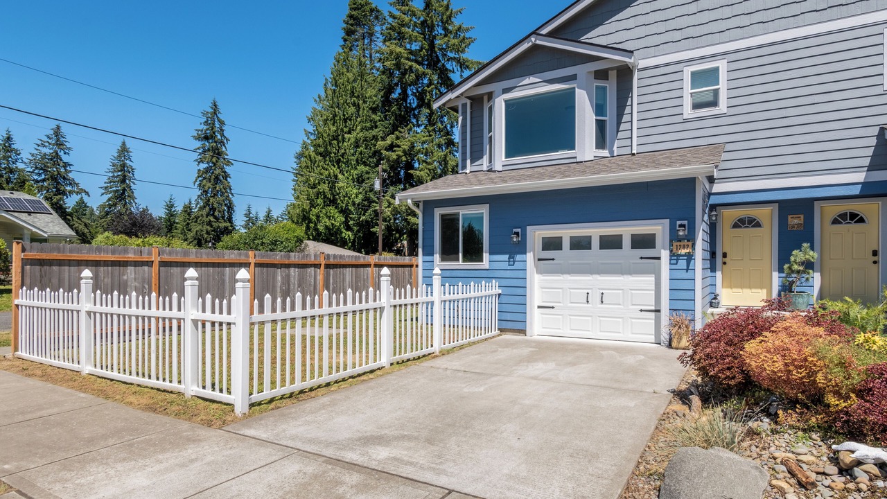 Photo of Outdoor in Olympia