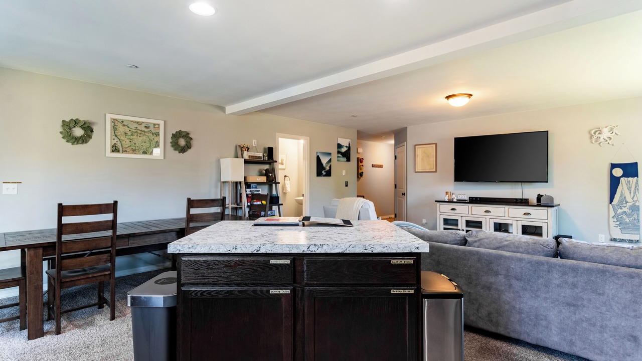 Photo of Others in Olympia