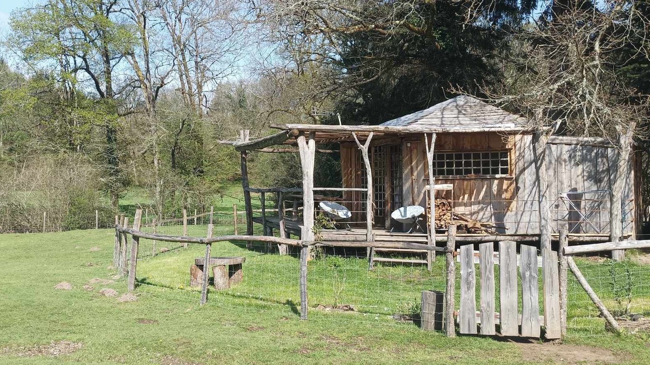 Photo of Outdoor in Saint-Eloy-les-Tuileries