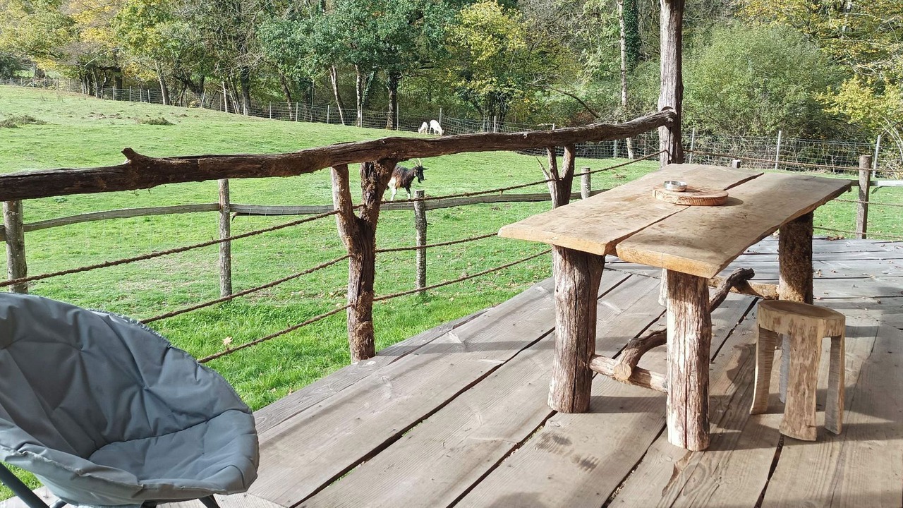 Photo of Outdoor in Saint-Eloy-les-Tuileries