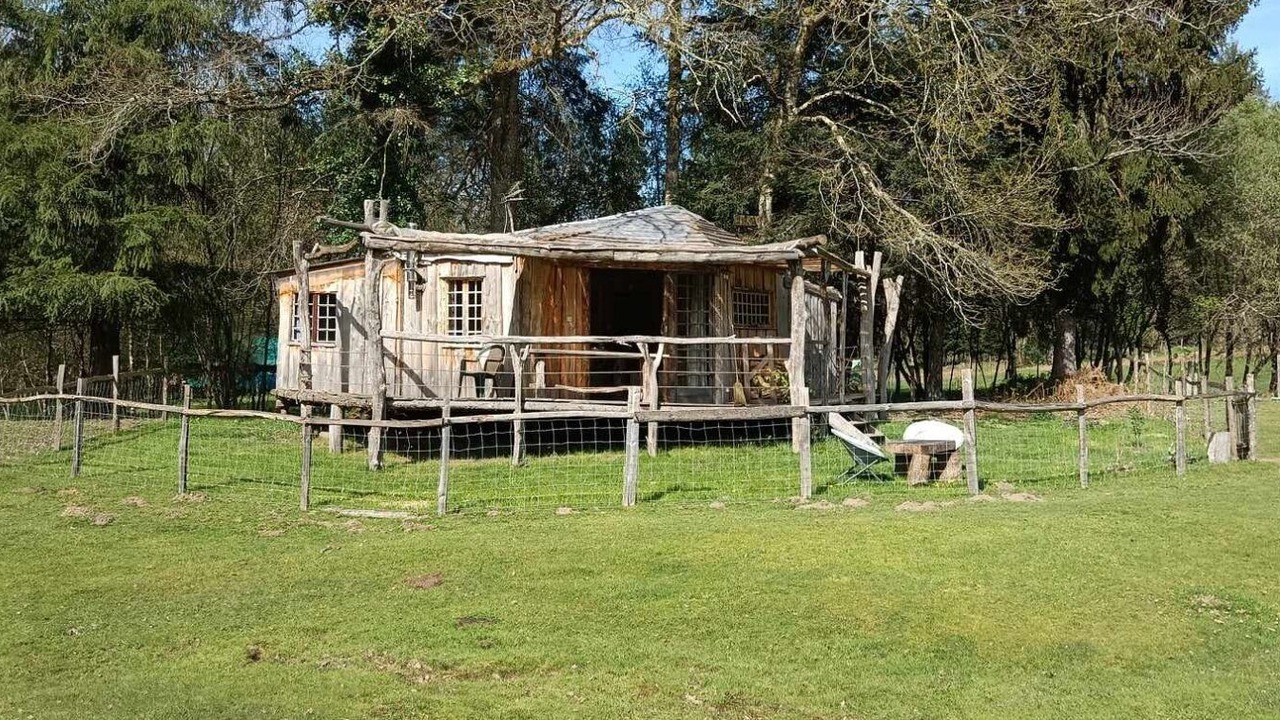 Photo of Outdoor in Saint-Eloy-les-Tuileries