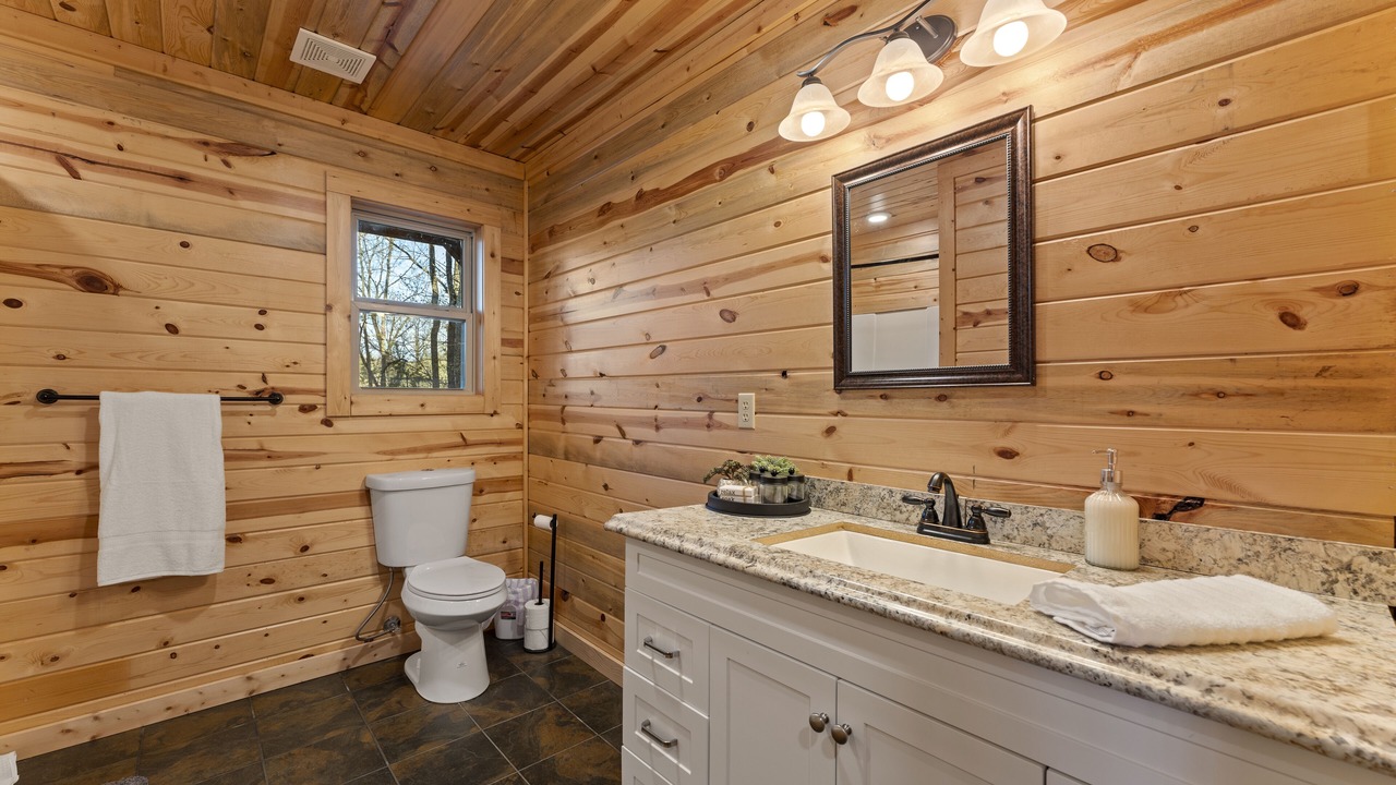 Photo of Bathroom in Jasper