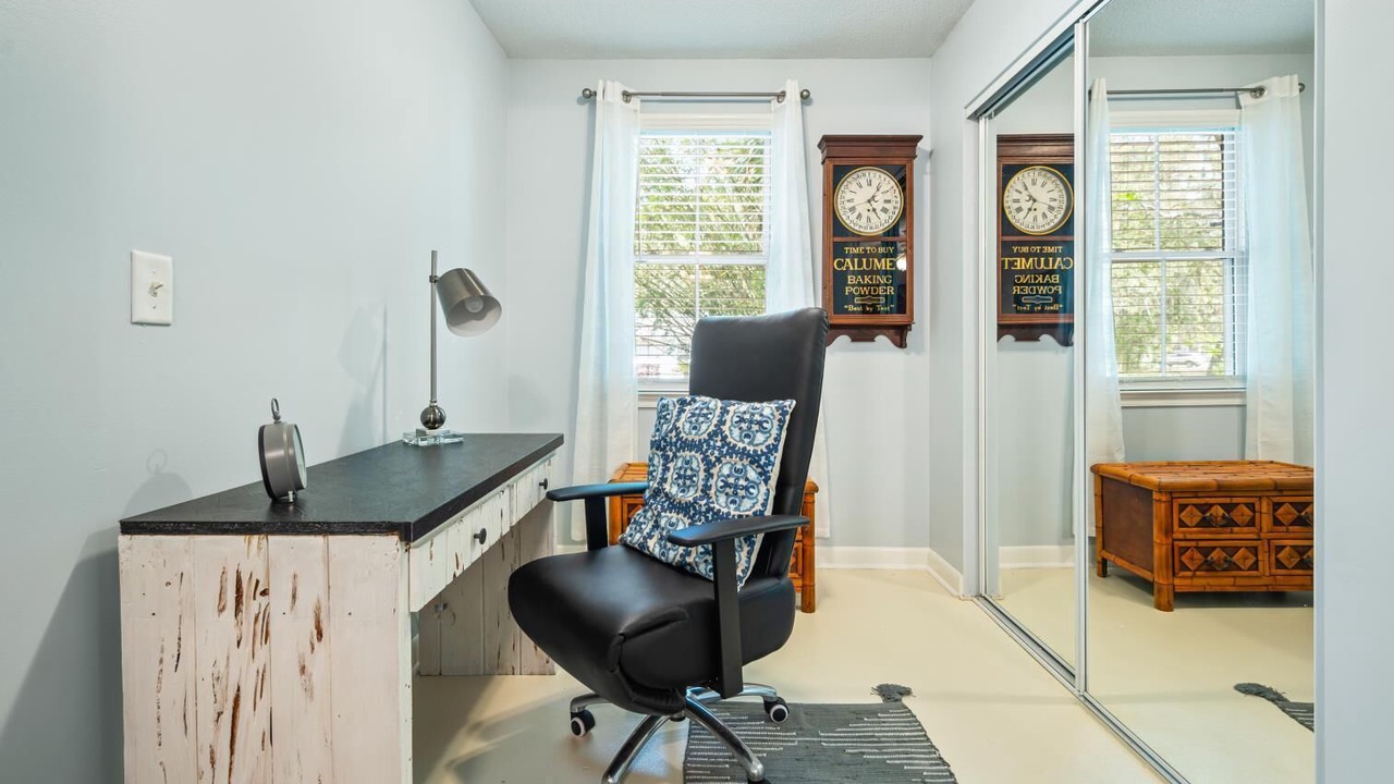 Photo of Others in Saint Simons Heights