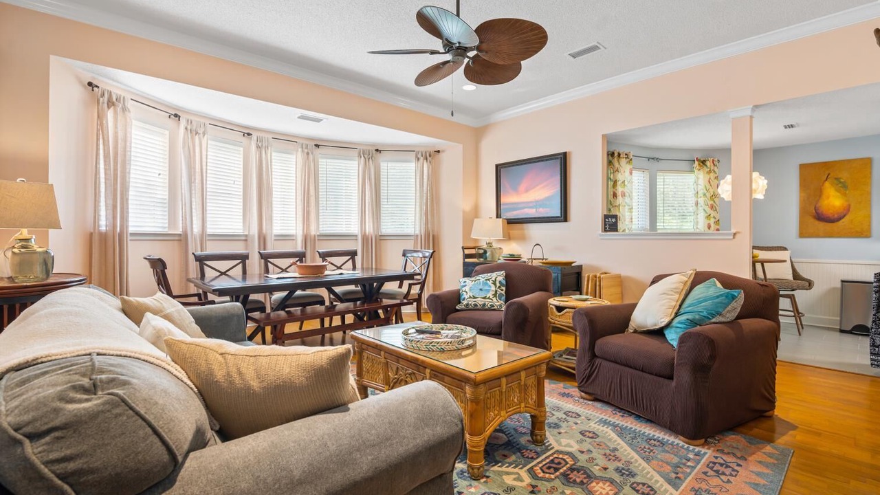 Photo of Livingroom in Saint Simons Heights