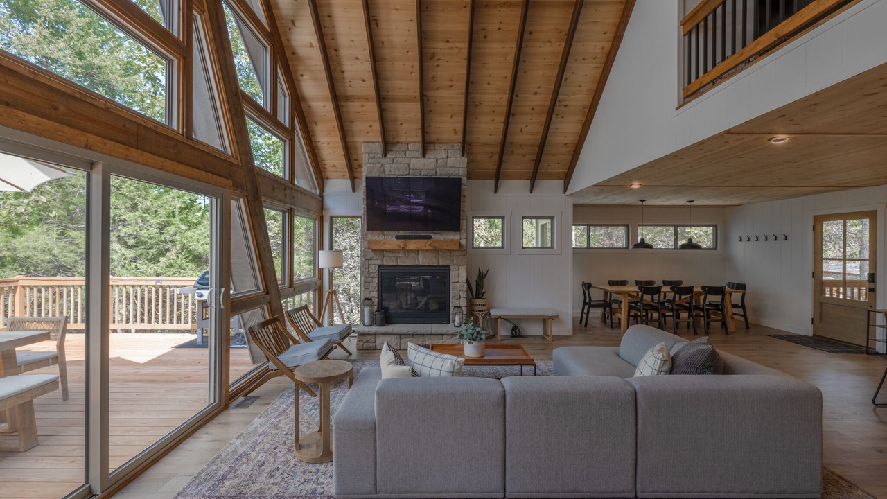 Photo of Livingroom in Innsbrook