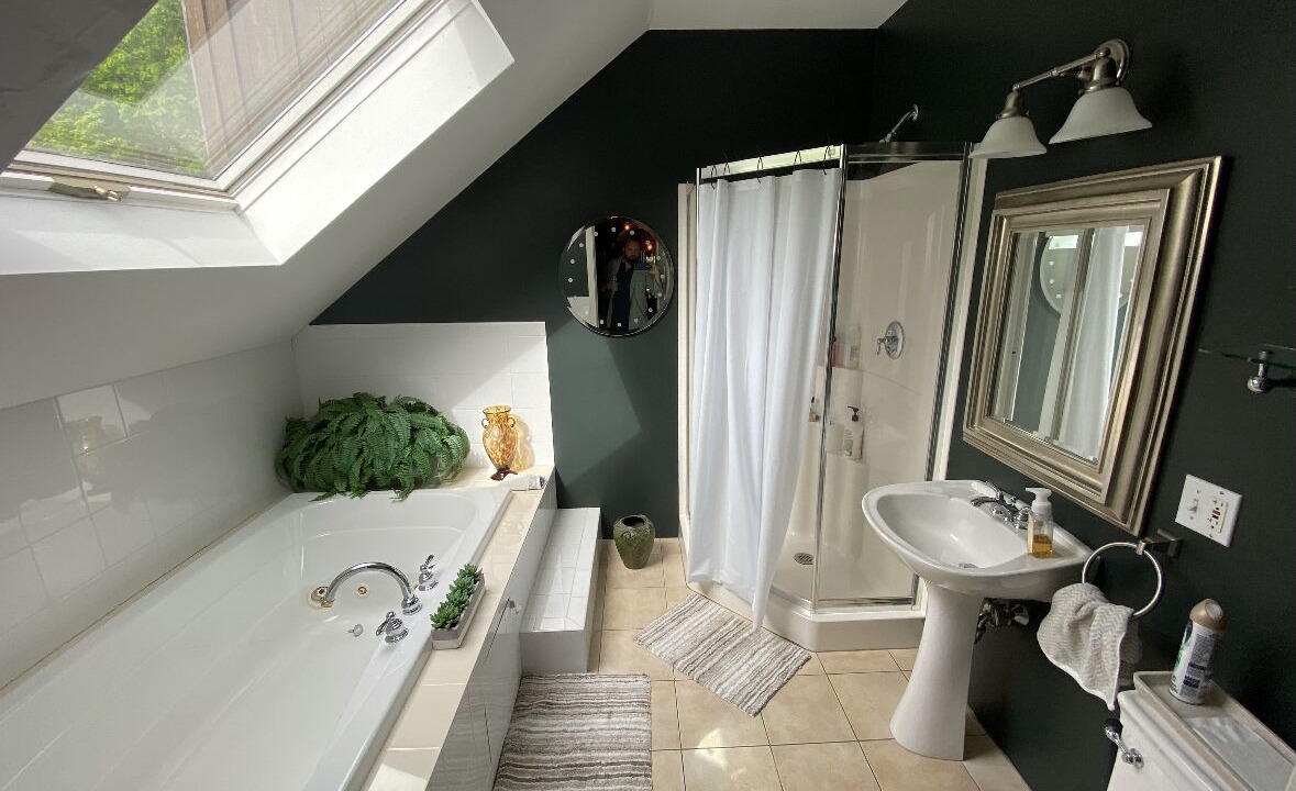 Photo of Bathroom in Killingworth