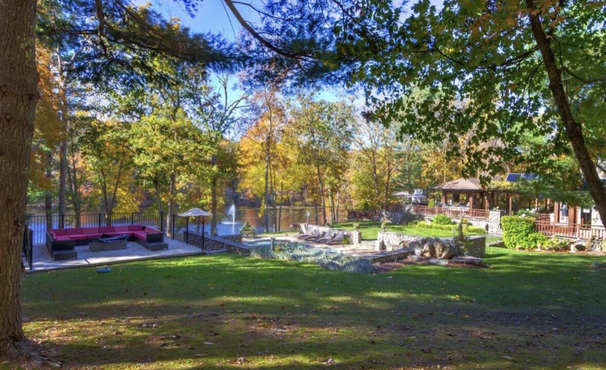 Photo of Outdoor in Killingworth