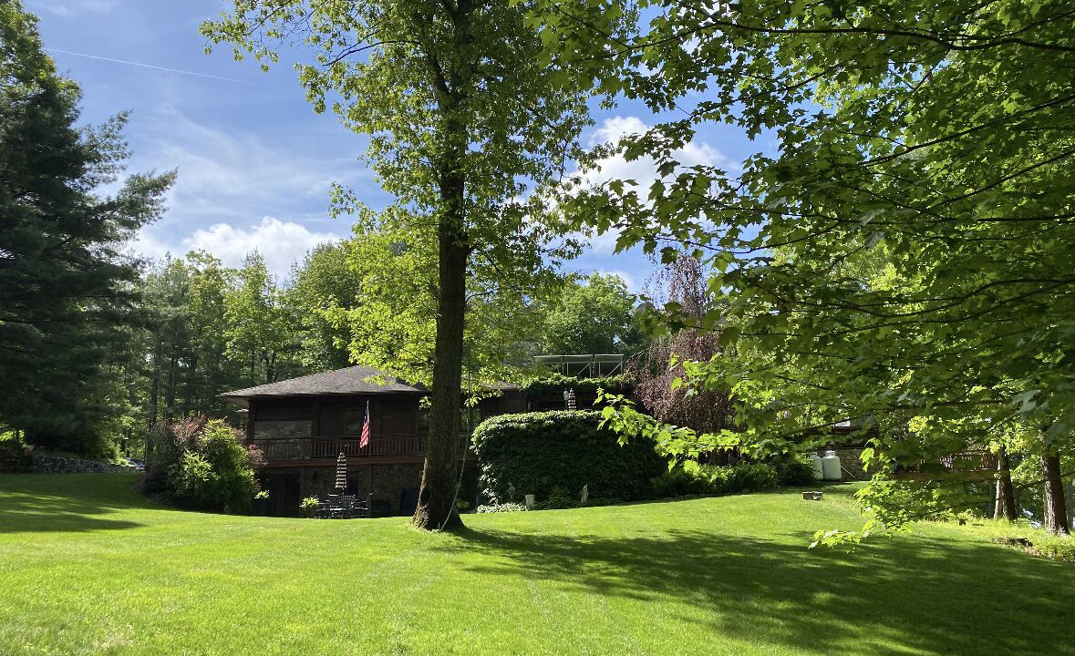 Photo of Outdoor in Killingworth