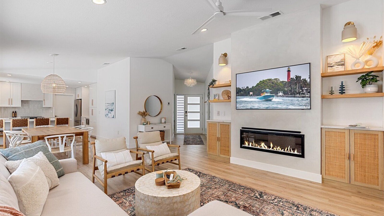 Photo of Livingroom in Arlington Park