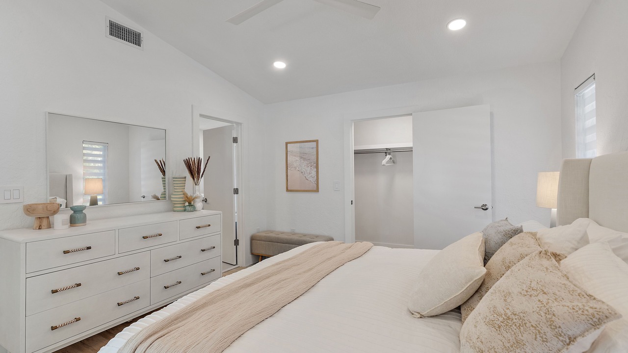 Photo of Bedroom in Arlington Park