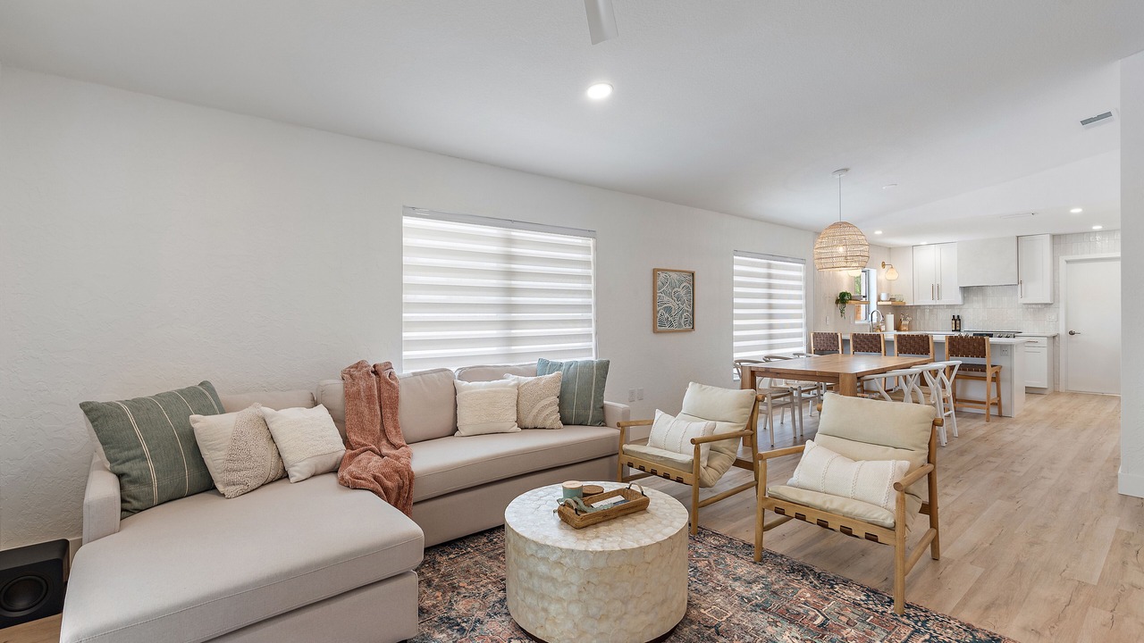 Photo of Livingroom in Arlington Park