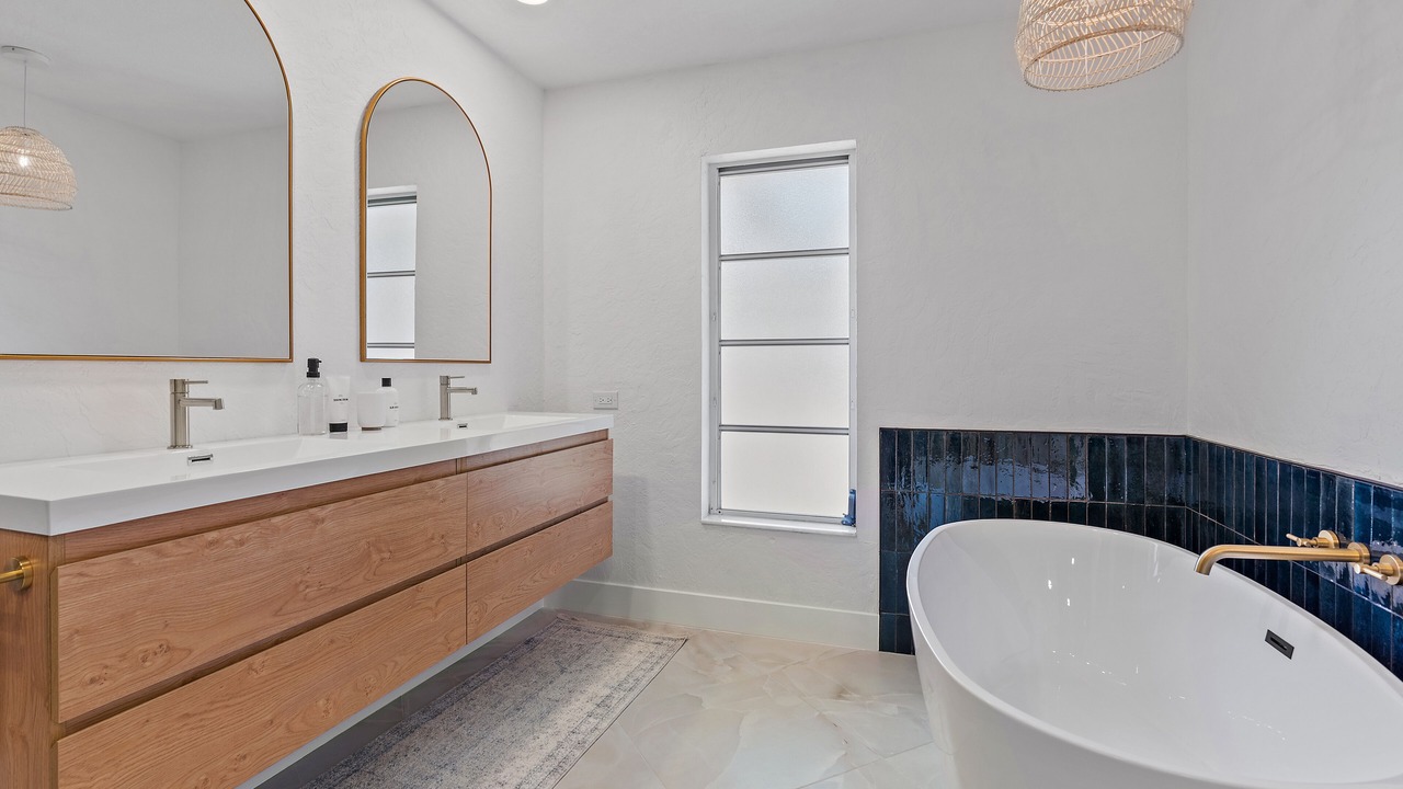 Photo of Bathroom in Arlington Park