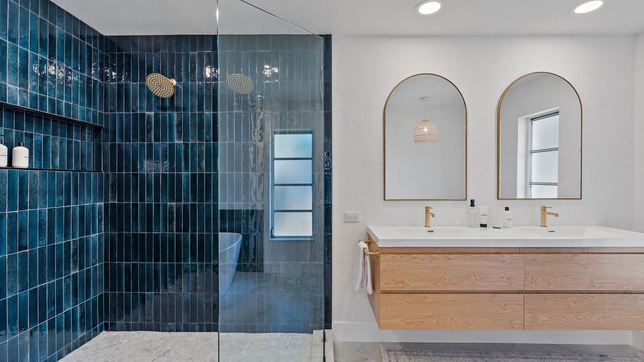 Photo of Bathroom in Arlington Park