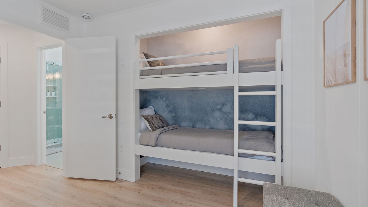 Photo of Bedroom in Arlington Park