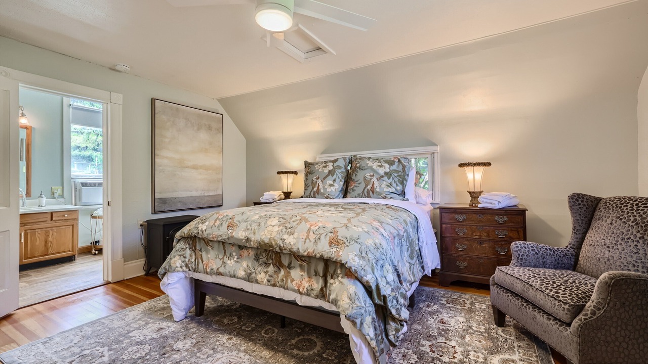 Photo of Livingroom in Manitou Springs