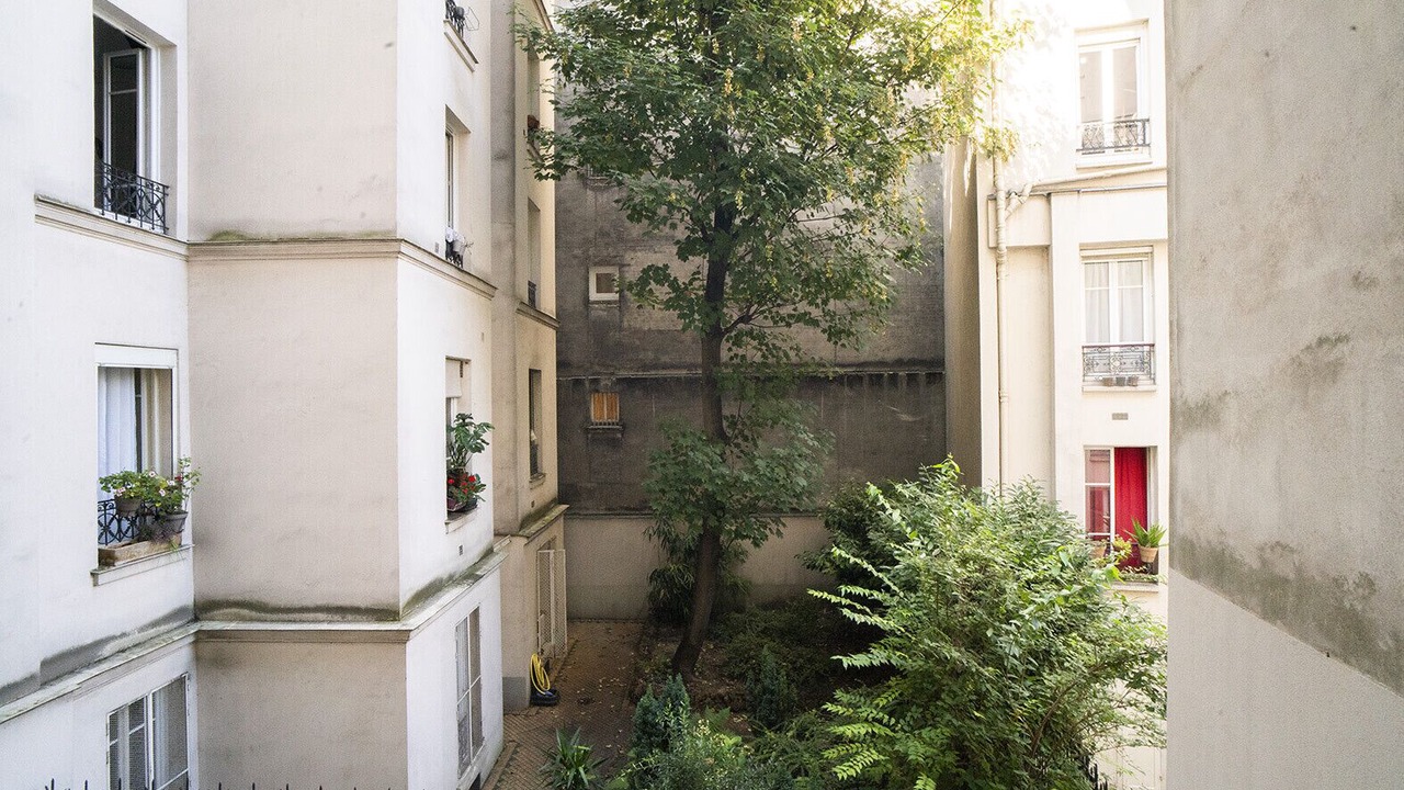 Photo of Outdoor in Quartier des Grandes-Carrieres