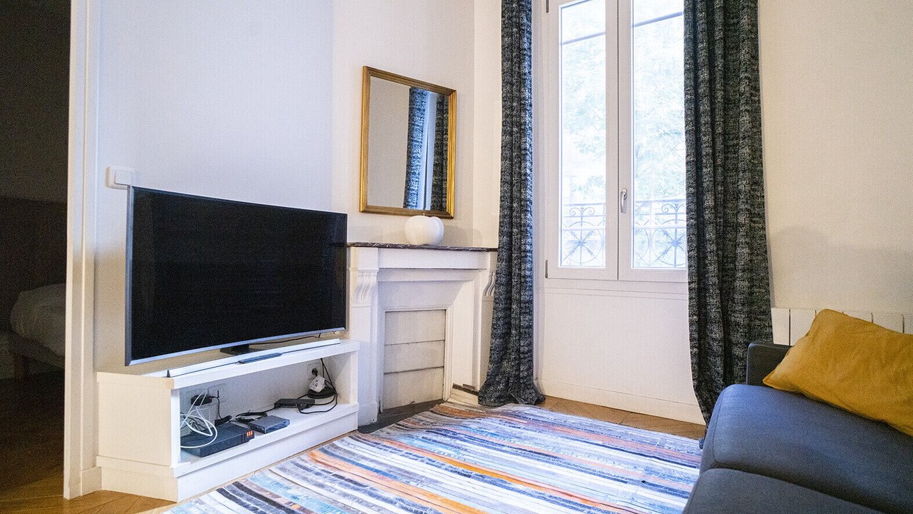 Photo of Livingroom in Quartier des Grandes-Carrieres