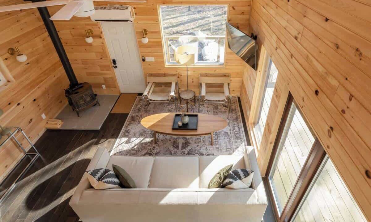 Photo of Livingroom in Roscoe