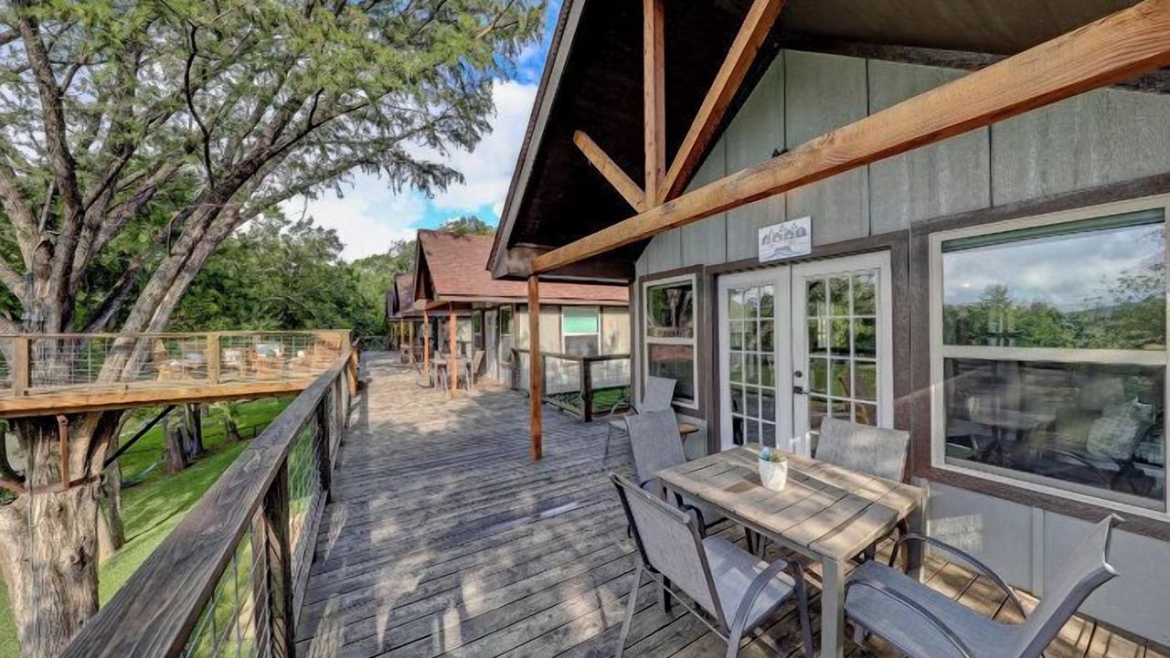 Photo of Patio Balcony in Center Point