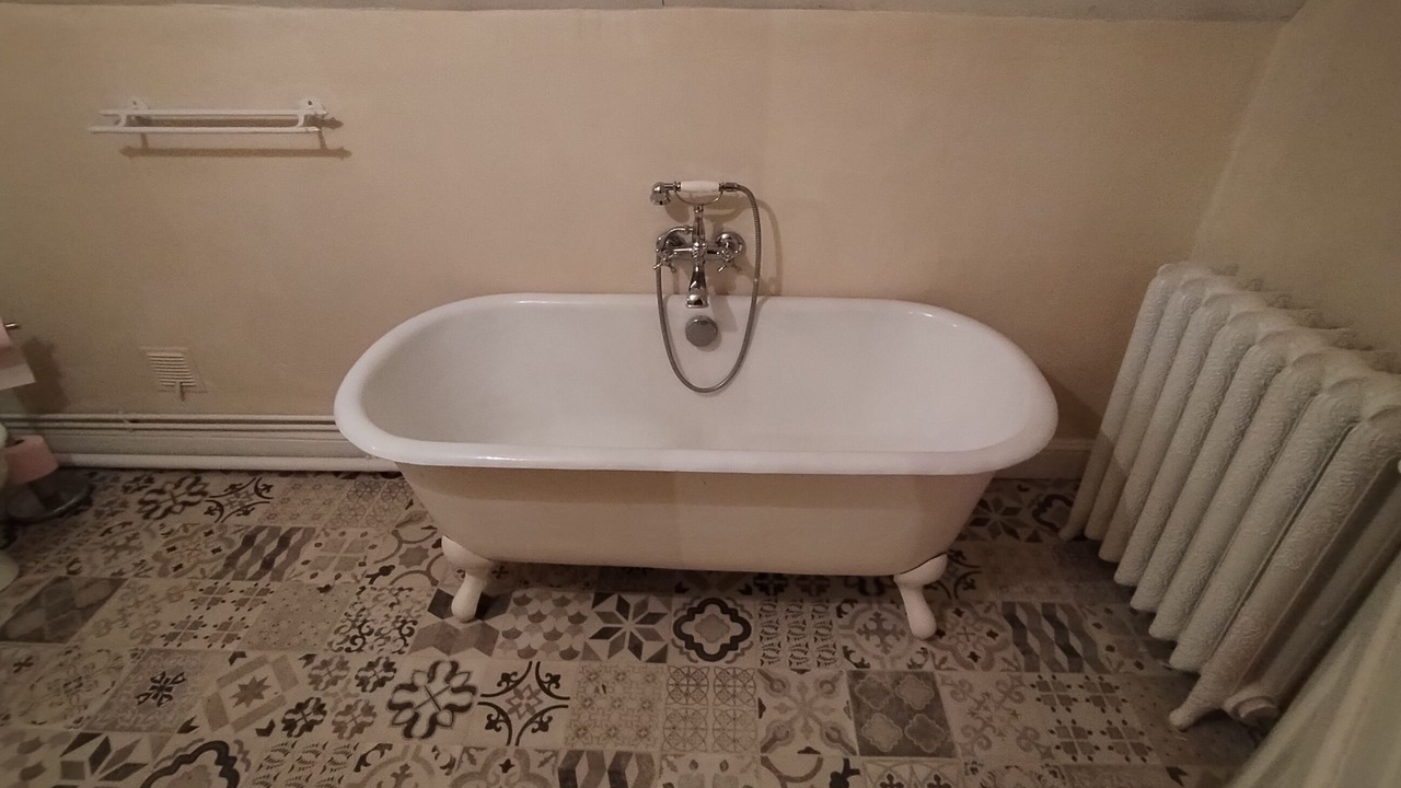 Photo of Bathroom in Ally