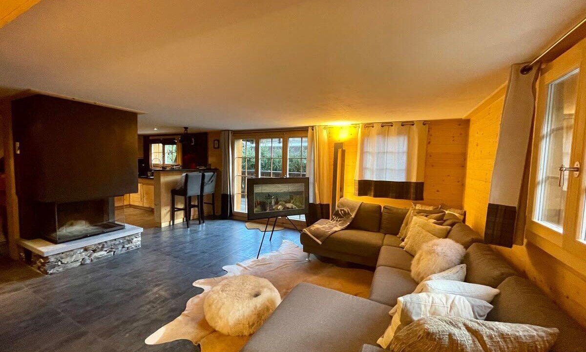 Photo of Livingroom in Zweisimmen Nr Gstaad