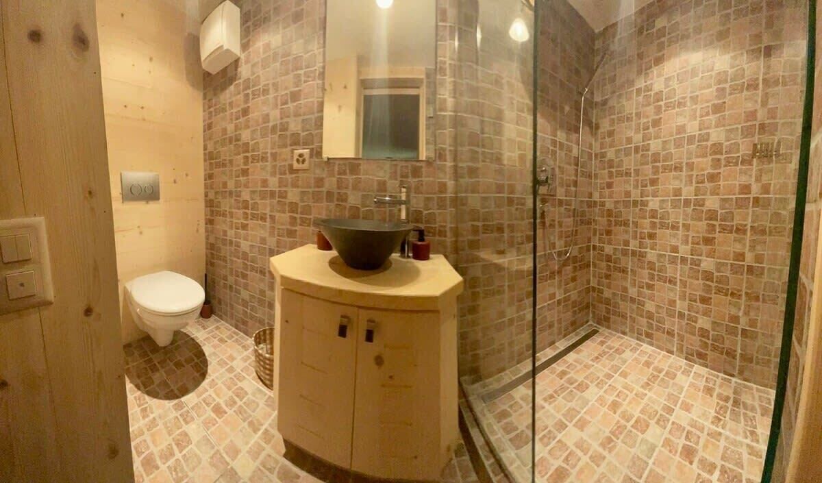 Photo of Bathroom in Zweisimmen Nr Gstaad