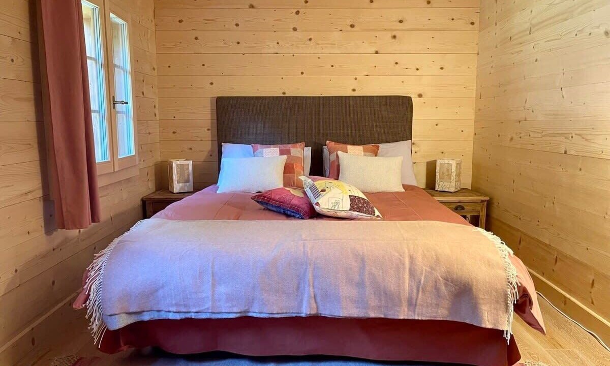Photo of Bedroom in Zweisimmen Nr Gstaad