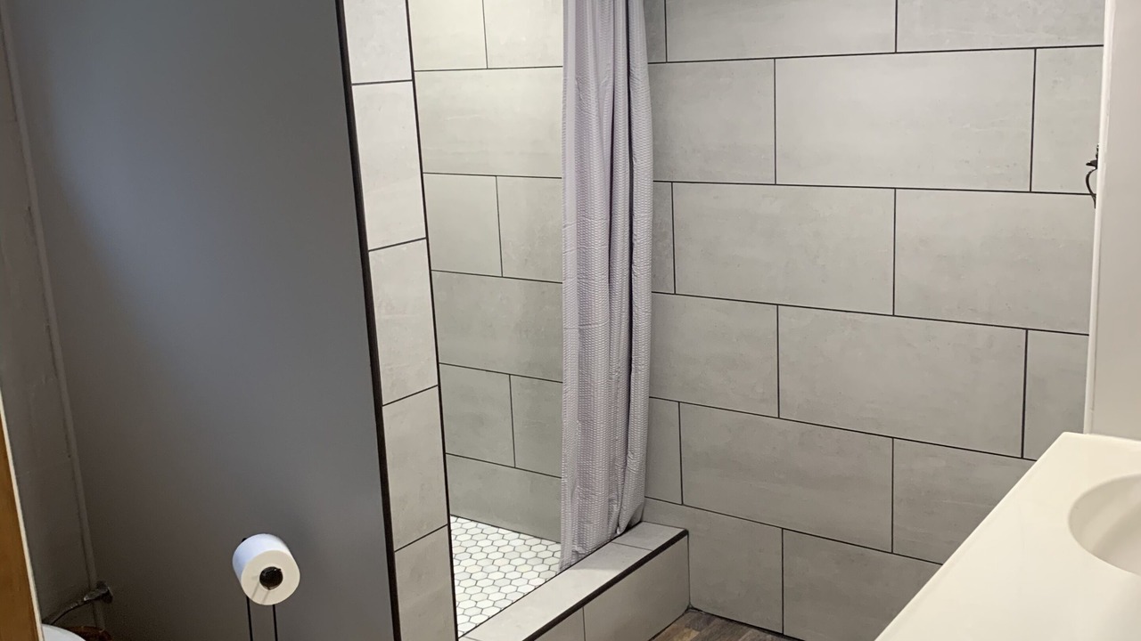 Photo of Bathroom in Conneaut
