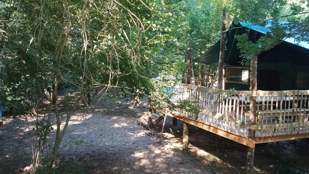 Photo of Outdoor in Saint-Eloy-les-Tuileries